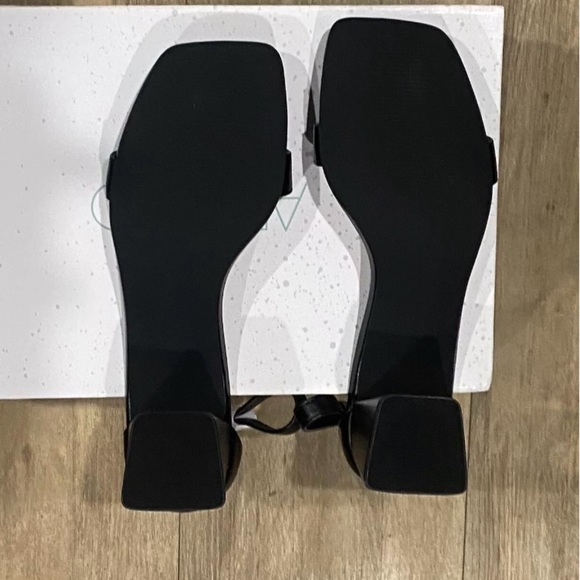Abound-Finn Ankle Strap Sandal-Women's Size: 7-
Color: Black PU-NEW!! - Picture 11 of 15